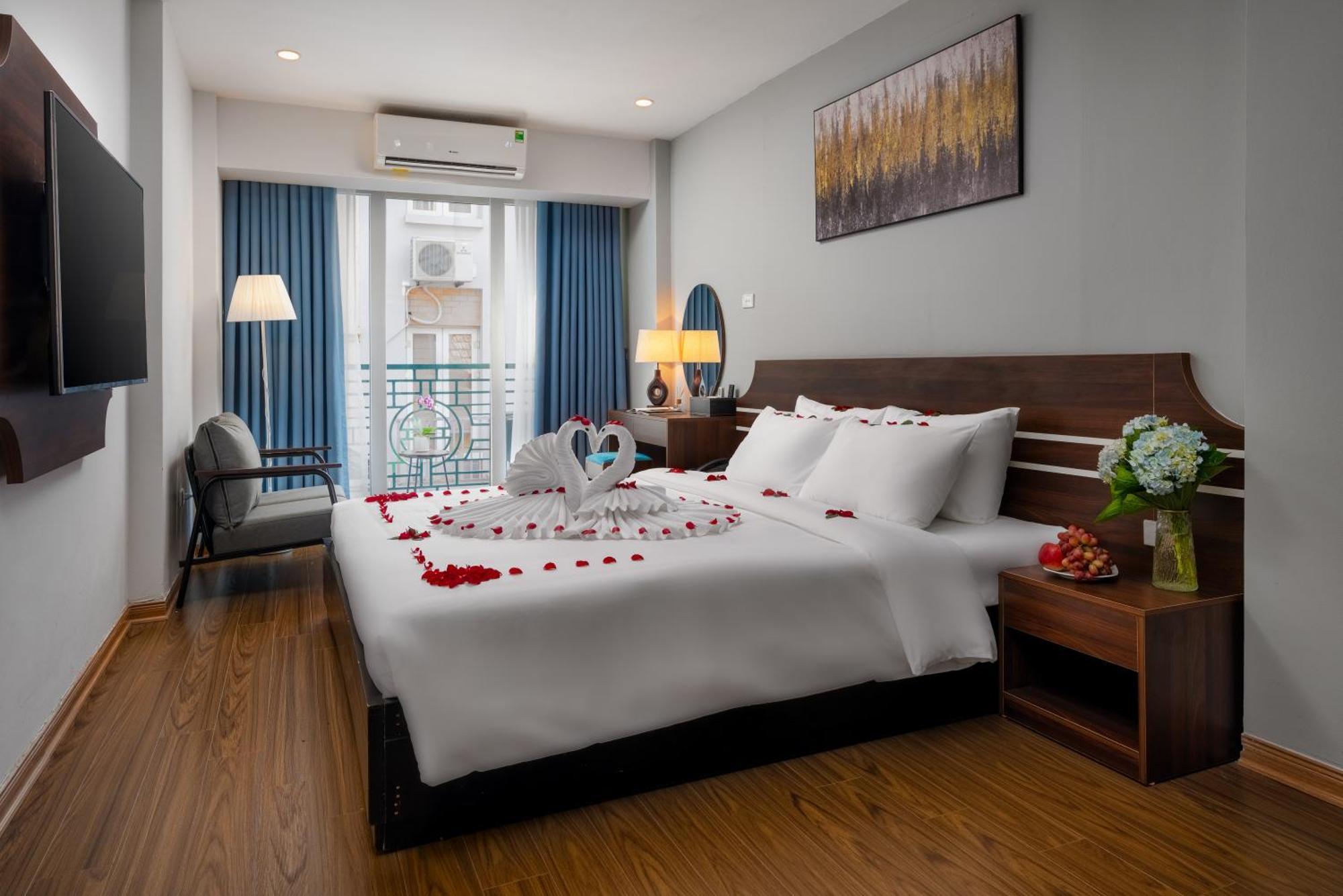 Hotel Astoria & Travel 3*